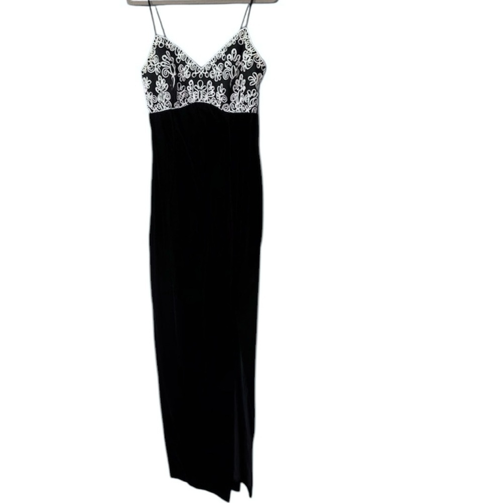 Vintage Gunne Sax Jessica McClintock 90s Black Velvet Embroidered Dress Size 7/8